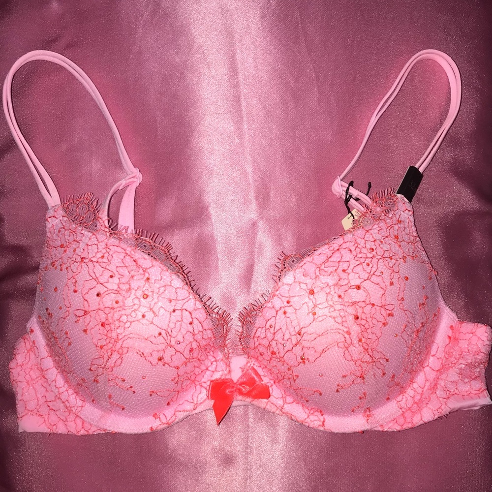 Victoria’s Secret Very Sexy Push Up Bra